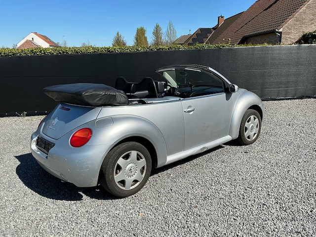 2004 volkswagen new beetle cabriolet cabriolet personenauto - afbeelding 24 van  27