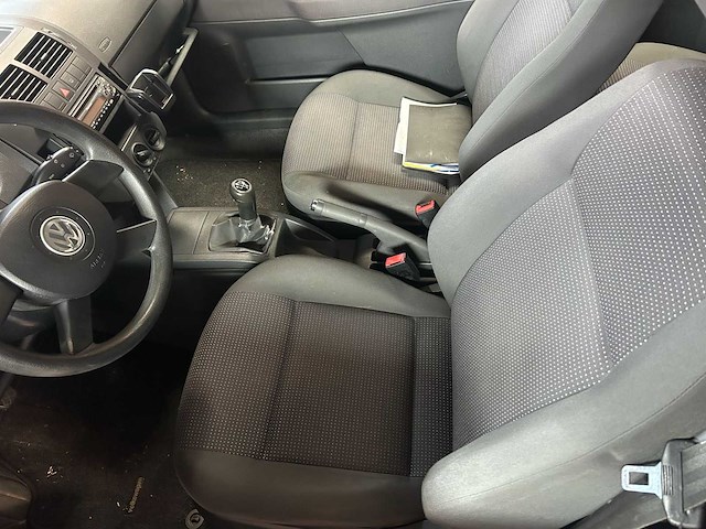 2004 volkswagen polo personenauto - afbeelding 17 van  17