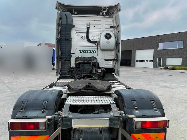 2004 volvo fh16 vrachtwagen - afbeelding 17 van  22