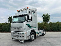 2004 volvo fh16 vrachtwagen - afbeelding 1 van  12