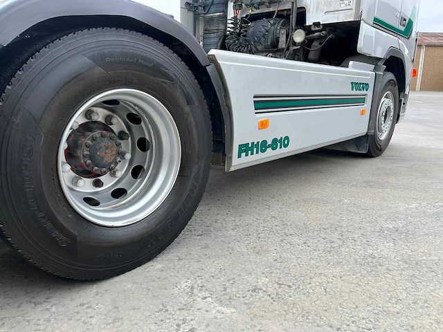 2004 volvo fh16 vrachtwagen - afbeelding 10 van  12
