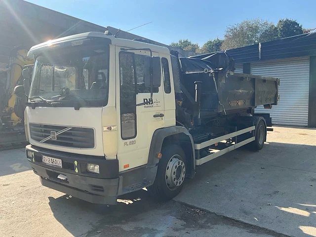2004 volvo fl6e 19.0 / fl220 volvo fl 220 4x2 – containerschip + atlaskraan – 190.673 km - afbeelding 1 van  37