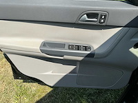 2004 volvo v 50 stationwagen break personenauto - afbeelding 2 van  31