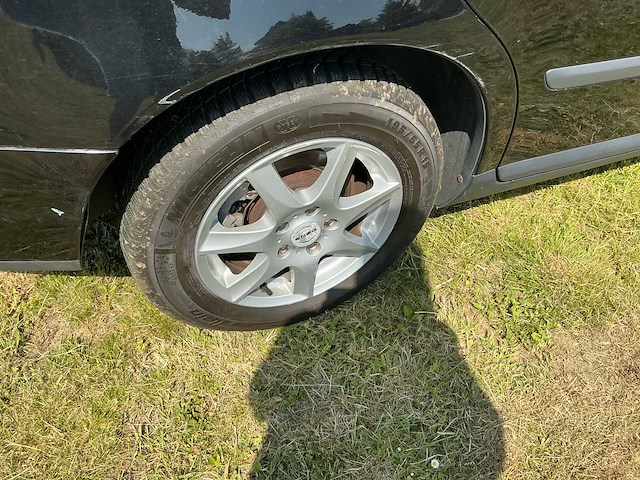 2004 volvo v 50 stationwagen break personenauto - afbeelding 19 van  31