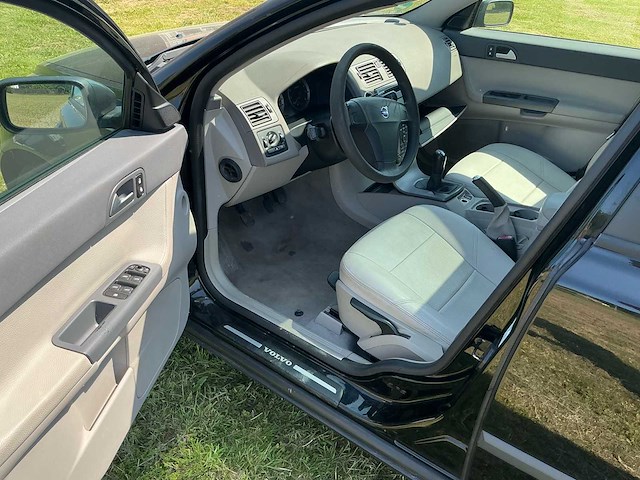 2004 volvo v 50 stationwagen break personenauto - afbeelding 31 van  31