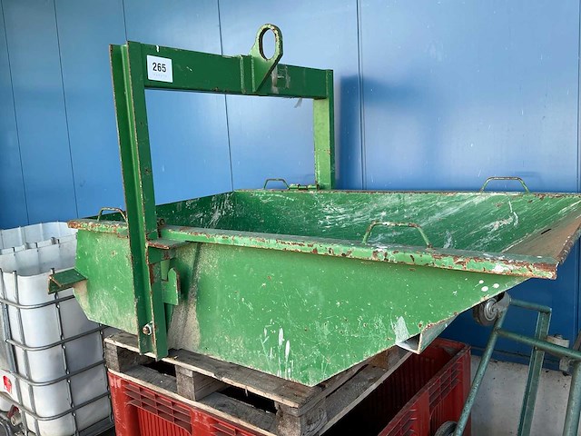 2004 vyco 750l kiepbak - afbeelding 1 van  6