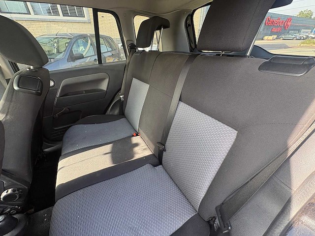 2005 - ford - fusion - 1.4-16v futura - car - afbeelding 4 van  18