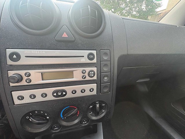 2005 - ford - fusion - 1.4-16v futura - car - afbeelding 7 van  18