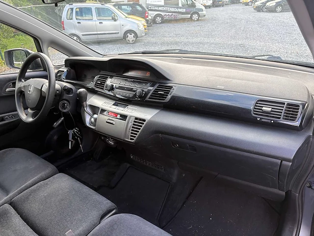 2005 - honda - fr-v - 1.7i comfort - car - afbeelding 16 van  23