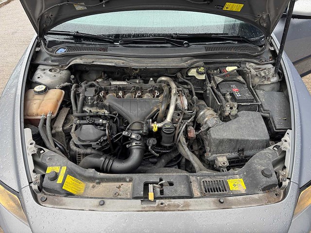 2005 - volvo - v50 - car - afbeelding 6 van  19