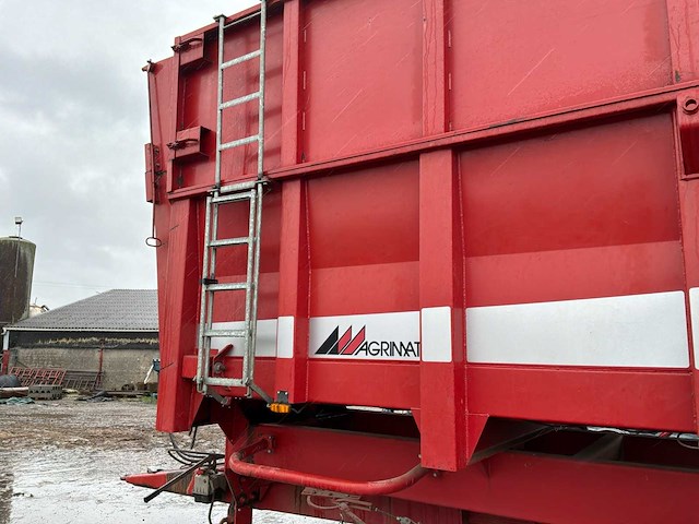 2005 agrimat emt 120 mestverspreider - afbeelding 12 van  26