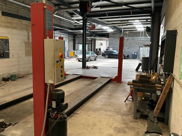 2005 apac truck lift - afbeelding 9 van  15