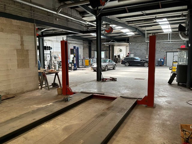 2005 apac truck lift - afbeelding 10 van  15