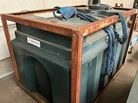 2005 ats kunststof dieselbrandstoftank 2500l - afbeelding 1 van  4
