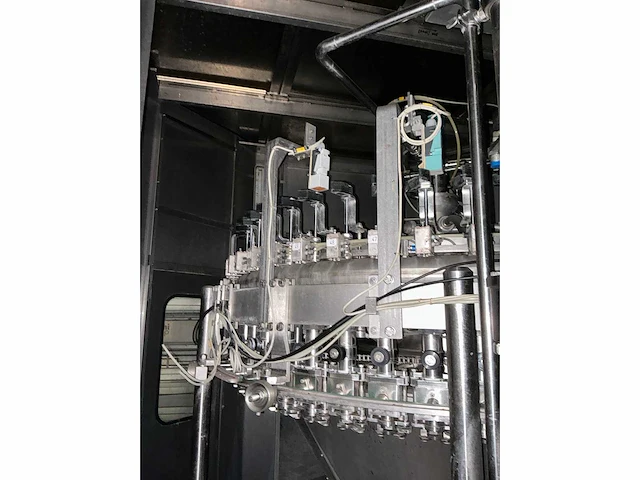 2005 berchi group isofill 40–50-8 pet bottelmachine - afbeelding 16 van  23