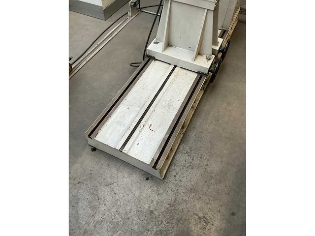 2005 bl cemb zc 750 balanceermachine - afbeelding 8 van  13