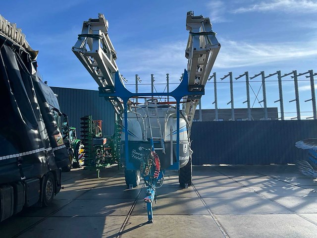 2005 blanchard bl71 / 7700 l 36 m veldspuit - afbeelding 7 van  14