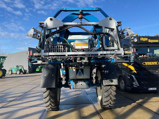 2005 blanchard bl71 / 7700 l 36 m veldspuit - afbeelding 9 van  14