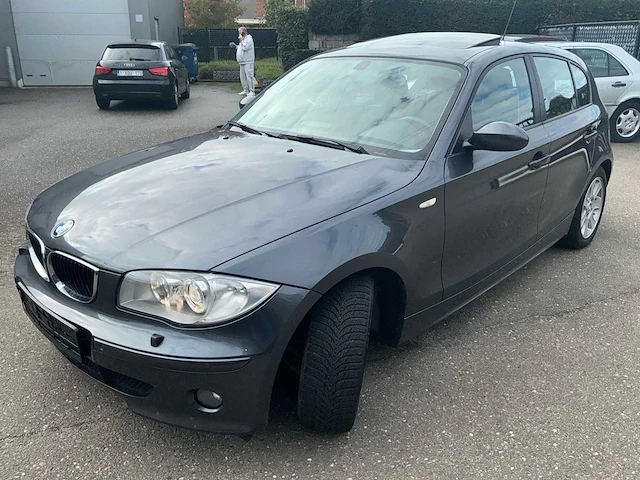 2005 bmw 120 i personenauto - afbeelding 1 van  27