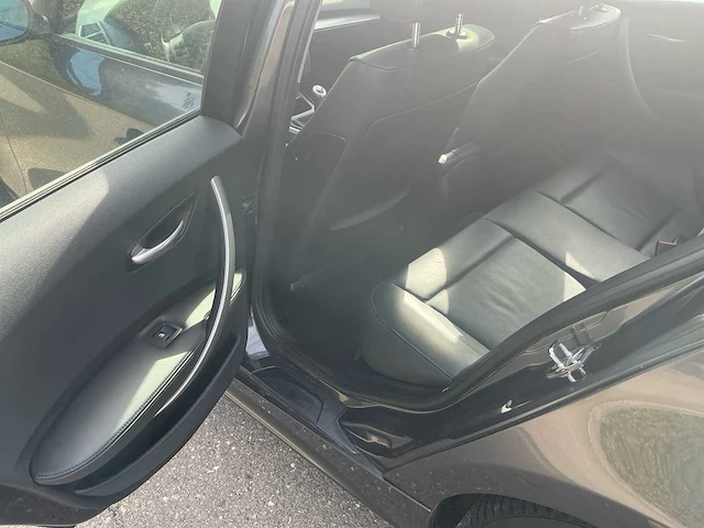 2005 bmw 120 i personenauto - afbeelding 7 van  17