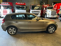 2005 bmw 120i personenauto zonder motor - afbeelding 13 van  18