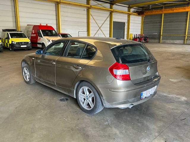 2005 bmw 120i personenauto zonder motor - afbeelding 17 van  18