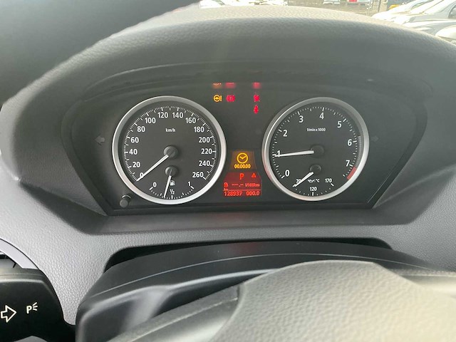 2005 bmw 630i coupé personenauto - afbeelding 15 van  38