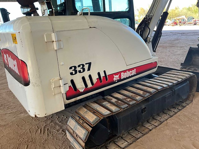 2005 bobcat 337 rupsgraafmachine - afbeelding 6 van  23