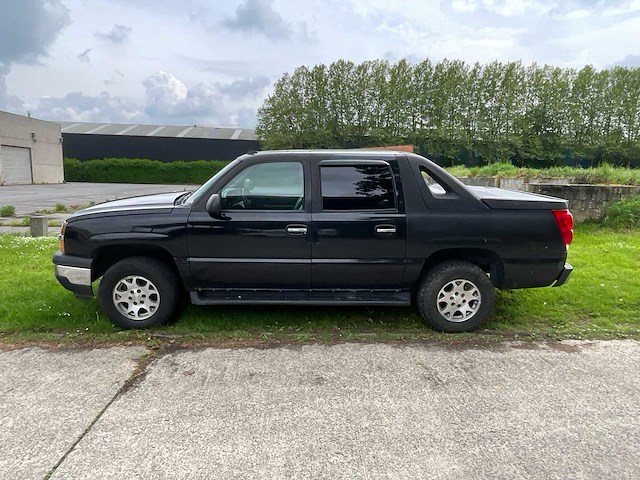 2005 chevrolet avalance - afbeelding 12 van  34