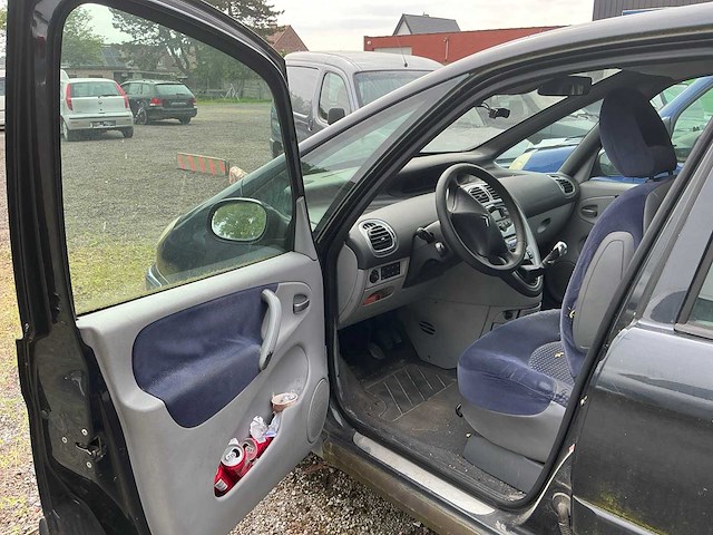 2005 citroën xsarapicasso - afbeelding 10 van  14