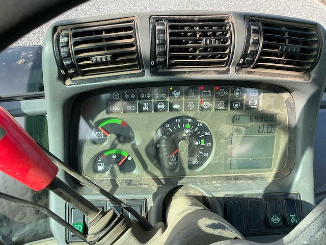 2005 deutz agrotron 90 vierwielaangedreven landbouwtractor - afbeelding 14 van  27