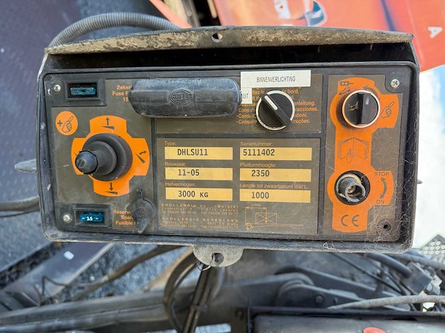 2005 dhollandia laadklep vrachtwagen - afbeelding 2 van  6