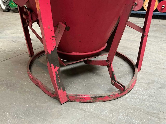 2005 edilsider betonkubel - afbeelding 4 van  4