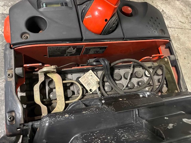 2005 fenwick t20 elektrische palletwagen - afbeelding 7 van  9