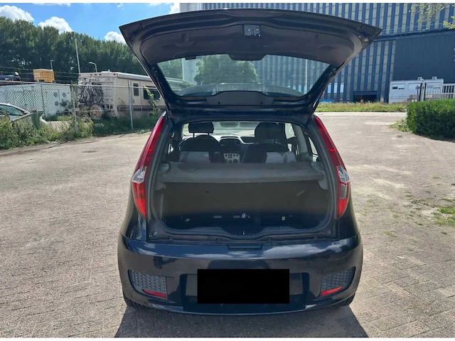 2005 fiat punto auto's - afbeelding 16 van  21