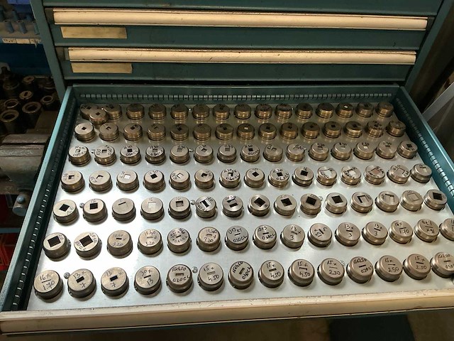 2005 finn power sg6 pons- en knip machine - afbeelding 31 van  43