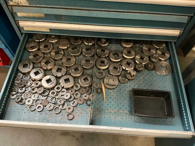 2005 finn power sg6 pons- en knip machine - afbeelding 33 van  43