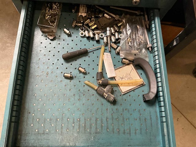 2005 finn power sg6 pons- en knip machine - afbeelding 37 van  43