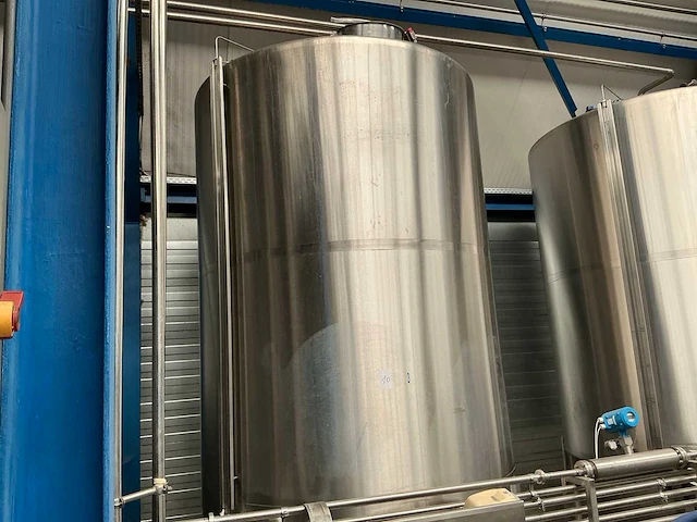 2005 fluid engineering verticale rvs mengtank 9000l - afbeelding 1 van  7