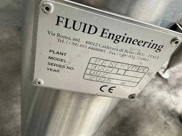 2005 fluid engineering verticale rvs mengtank 9000l - afbeelding 6 van  7
