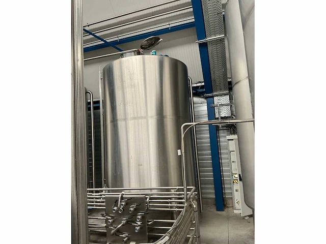 2005 fluid engineering verticale rvs mengtank 9000l - afbeelding 8 van  8