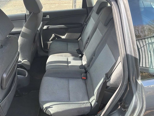 2005 ford focus c max personenauto - afbeelding 14 van  19