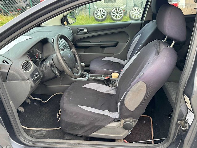 2005 ford focus personenauto - afbeelding 6 van  34