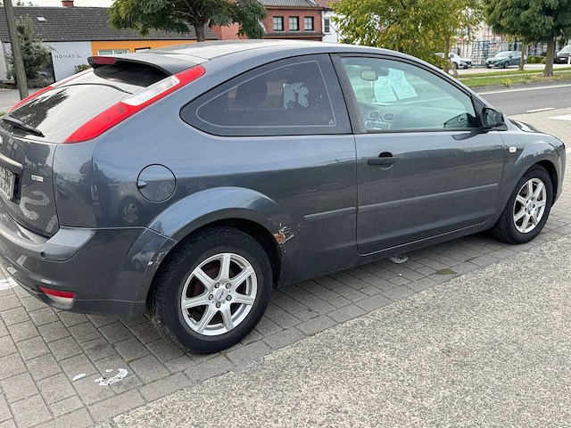 2005 ford focus personenauto - afbeelding 30 van  34