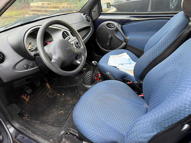 2005 ford ka personenauto - afbeelding 7 van  9