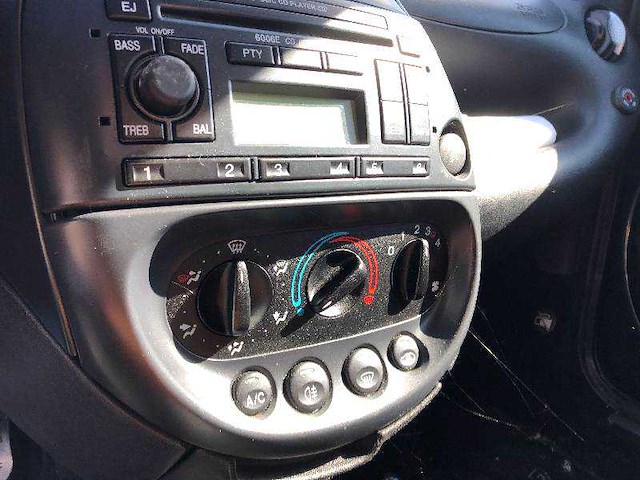 2005 ford ka straatauto - afbeelding 20 van  21