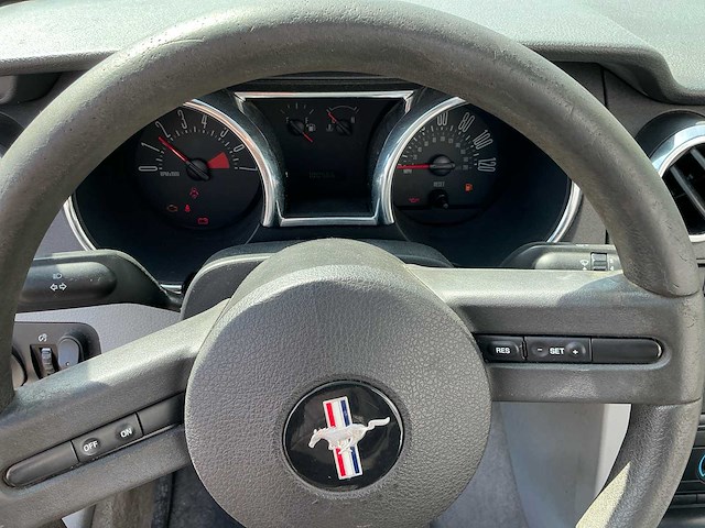 2005 ford mustang v8 personenauto - afbeelding 8 van  34