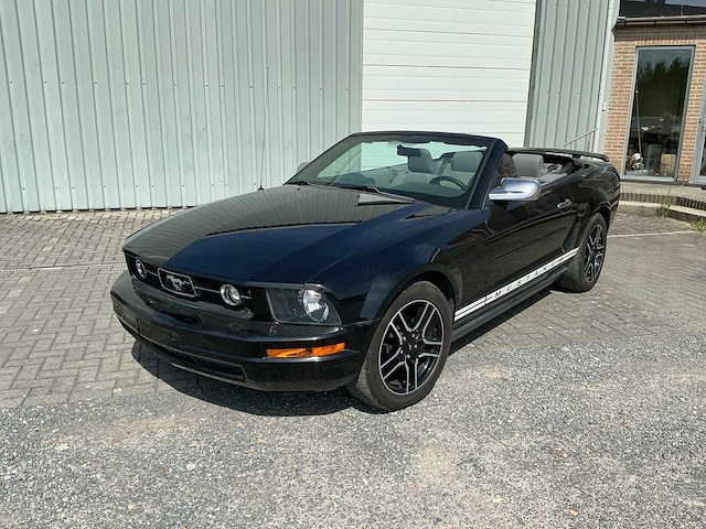 2005 ford mustang v8 personenauto - afbeelding 1 van  34
