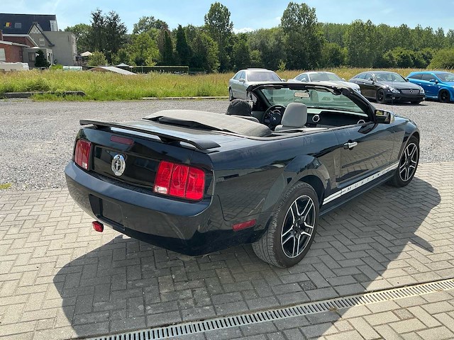 2005 ford mustang v8 personenauto - afbeelding 30 van  34