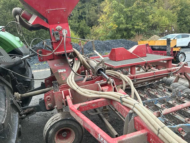 2005 hatzenbichler wiesenstriegel vertikator air 16 zaaimachine - afbeelding 2 van  16